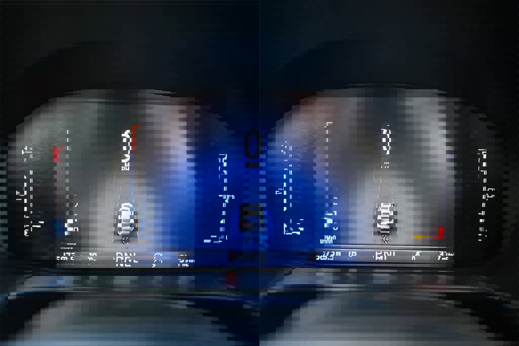 Used 2024 Ford Escape ST-Line w/ Cold Weather Package image 23