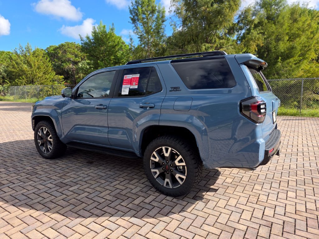 New 2026 Toyota 4Runner TRD Sport Premium AWD/4WD image 9