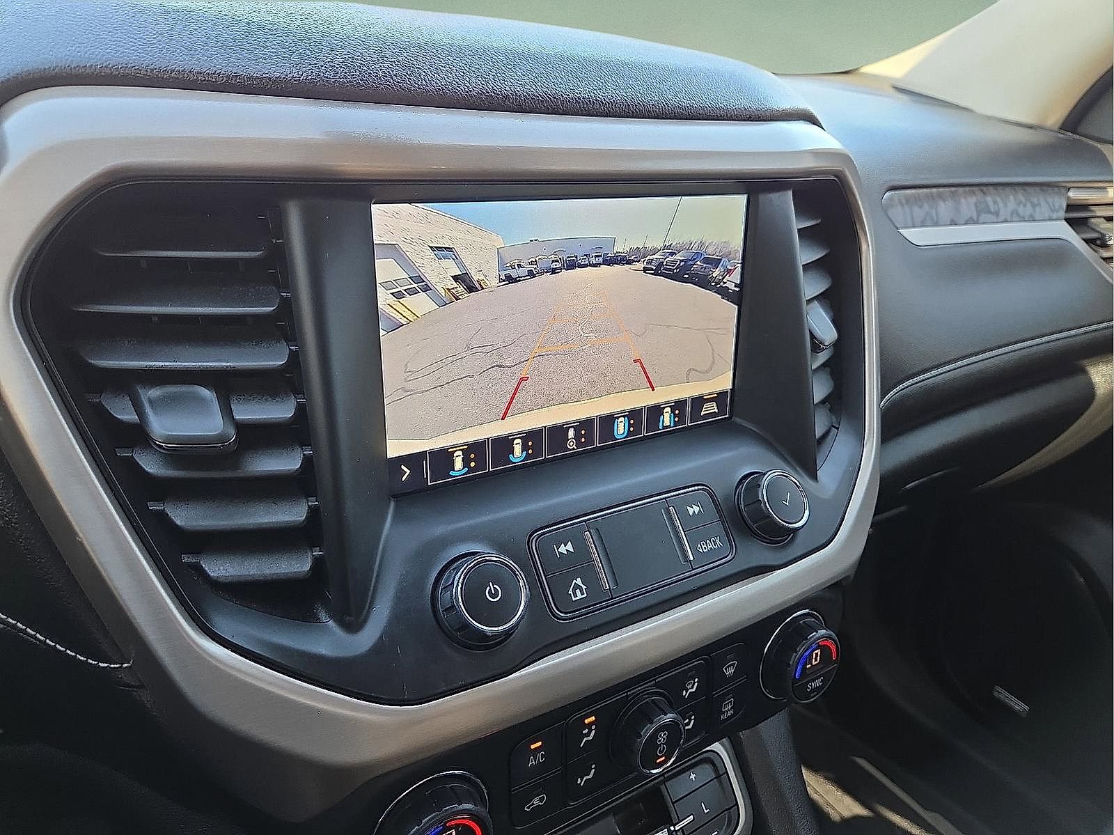 Certified 2020 GMC Acadia Denali w/ LPO, Floor Liner Package image 18