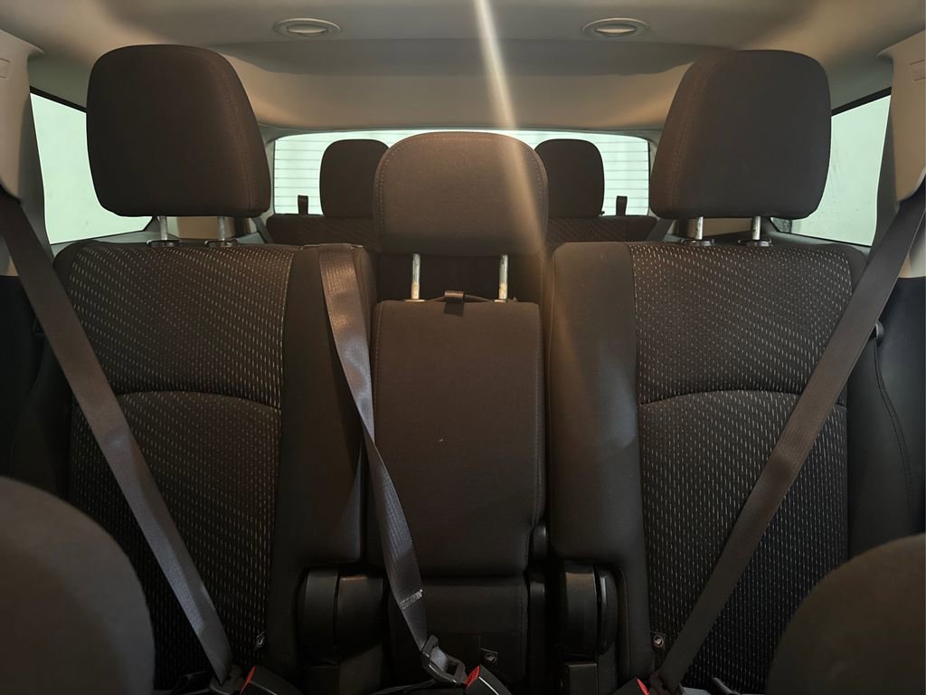 Used 2019 Dodge Journey SE w/ Connectivity Group FWD image 33