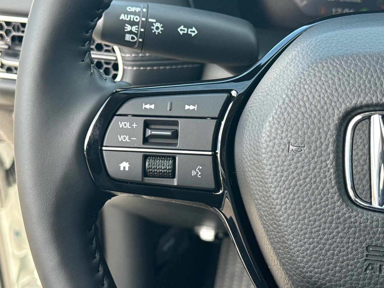 New 2026 Honda HR-V EX-L image 16