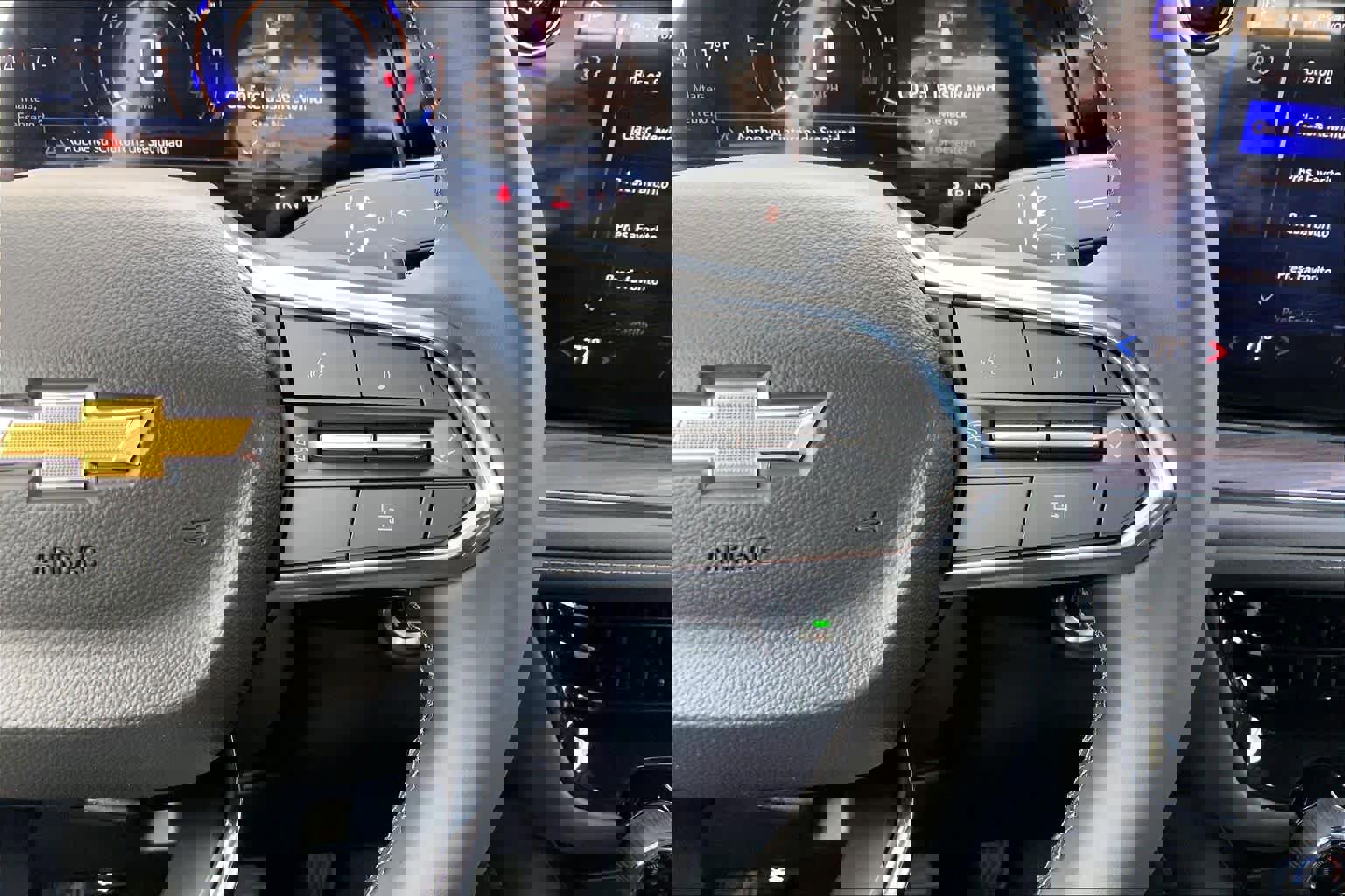 Used 2026 Chevrolet Suburban LS image 48