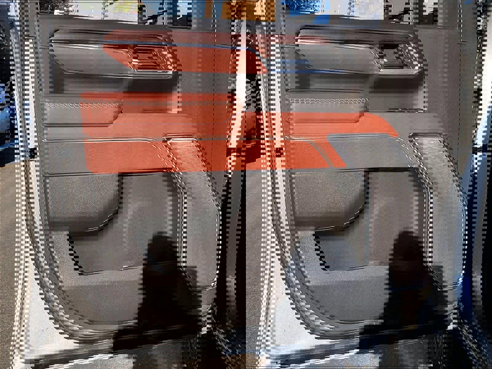 Used 2025 GMC Sierra 2500 Denali Ultimate w/ Max Trailering Package image 25