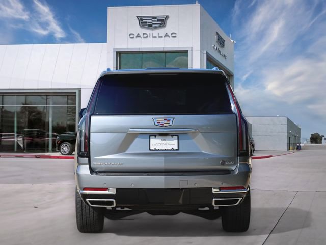 Used 2025 Cadillac Escalade Premium Luxury image 5
