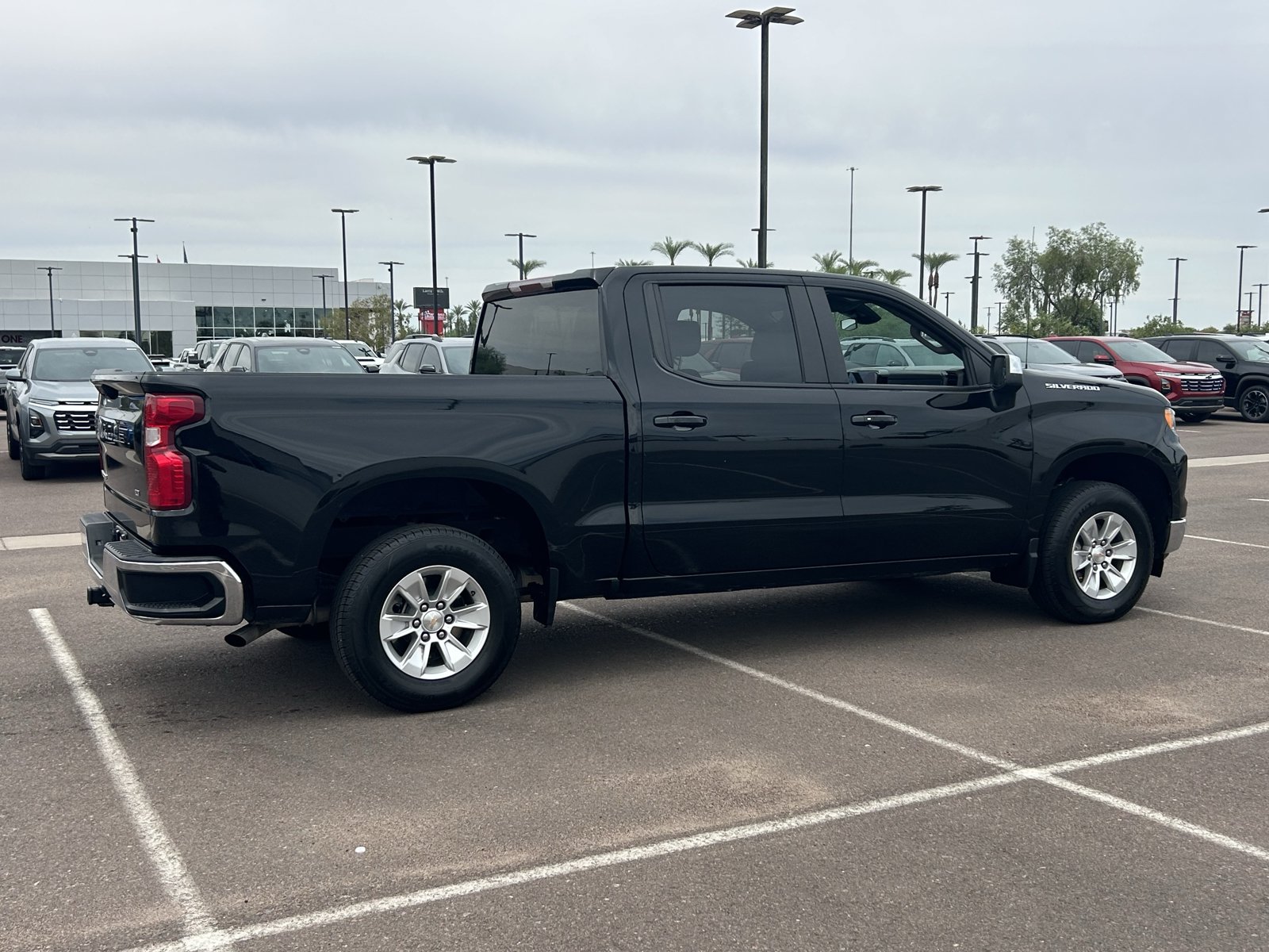Certified 2025 Chevrolet Silverado 1500 LT RWD image 5