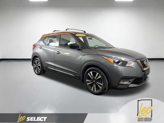 Used 2020 Nissan Kicks SR w/ Exterior Package FWD image 9