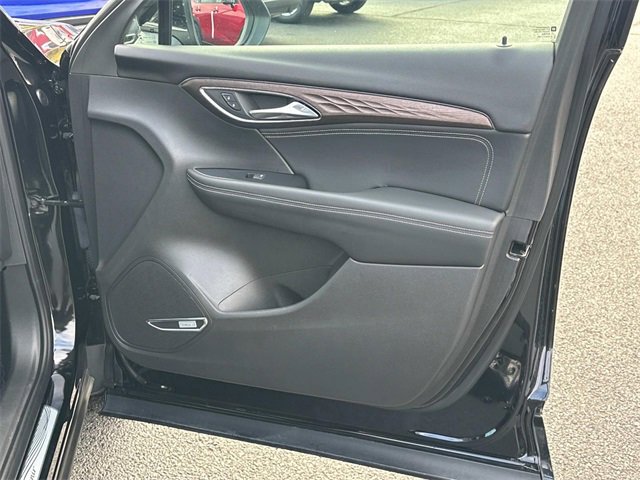 Used 2023 Buick Envision Avenir image 6