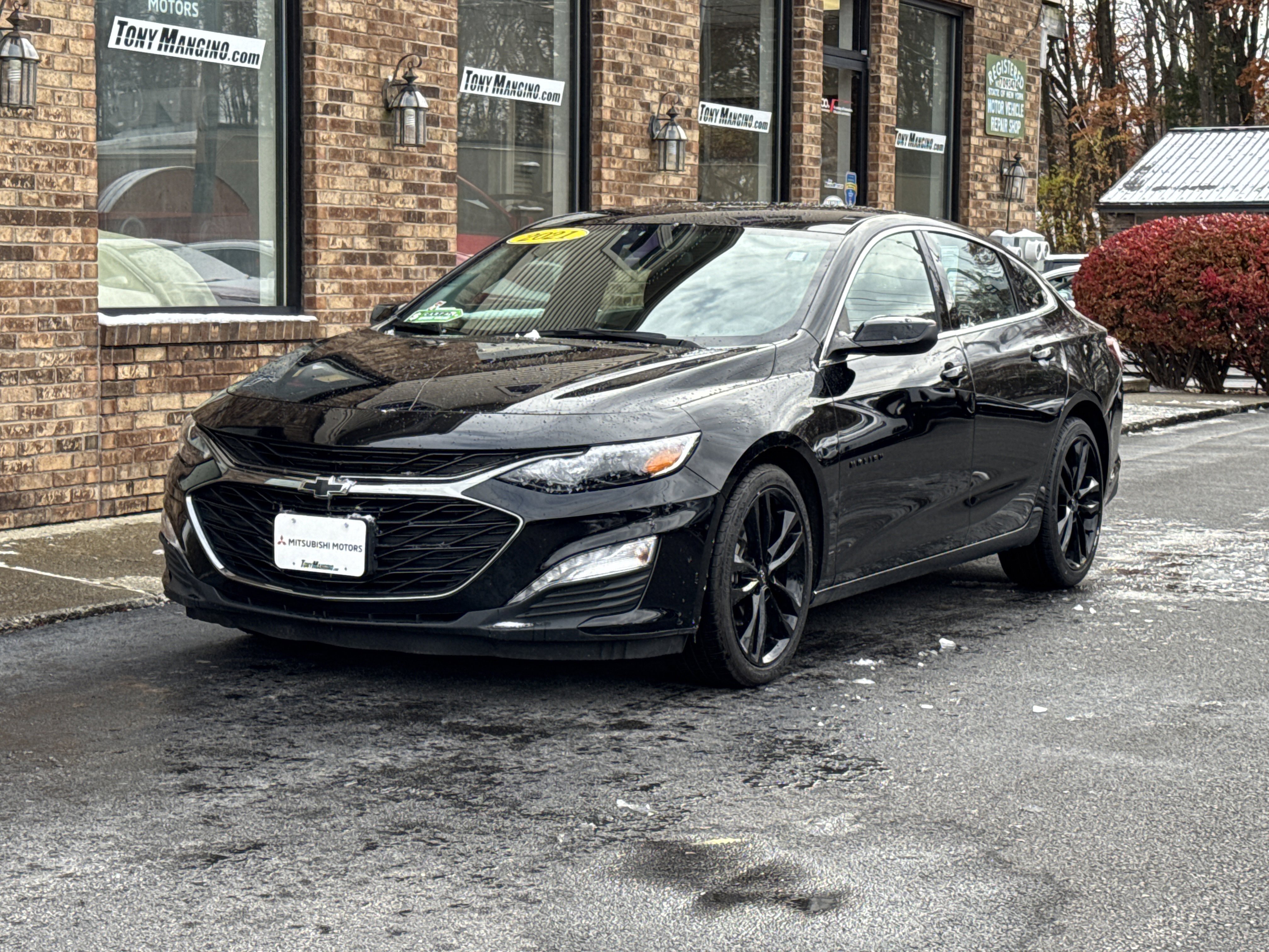 Used 2021 Chevrolet Malibu LT w/ Midnight Edition image 1