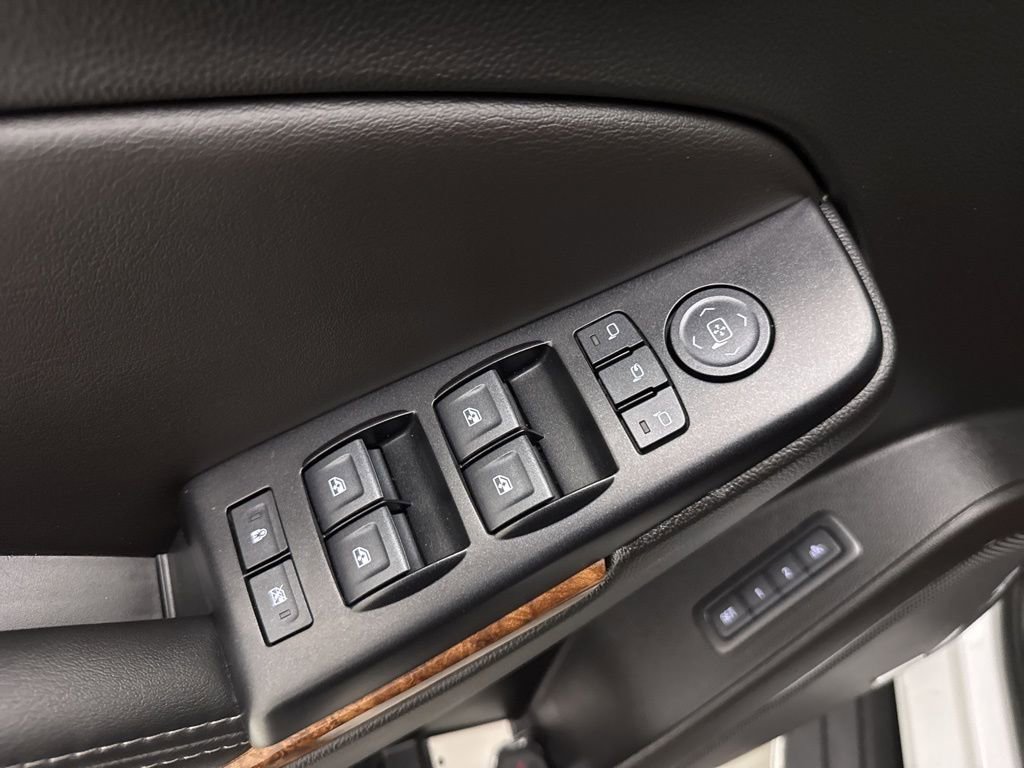 Used 2018 Chevrolet Tahoe Premier w/ Max Trailering Package image 35