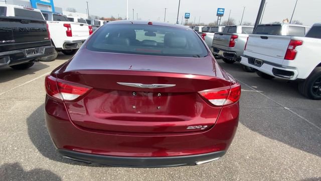 Used 2016 Chrysler 200 S image 9