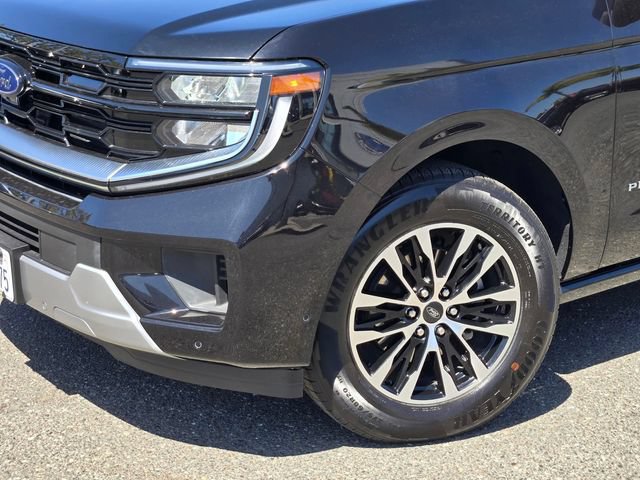 Certified 2025 Ford Expedition Platinum AWD/4WD image 4