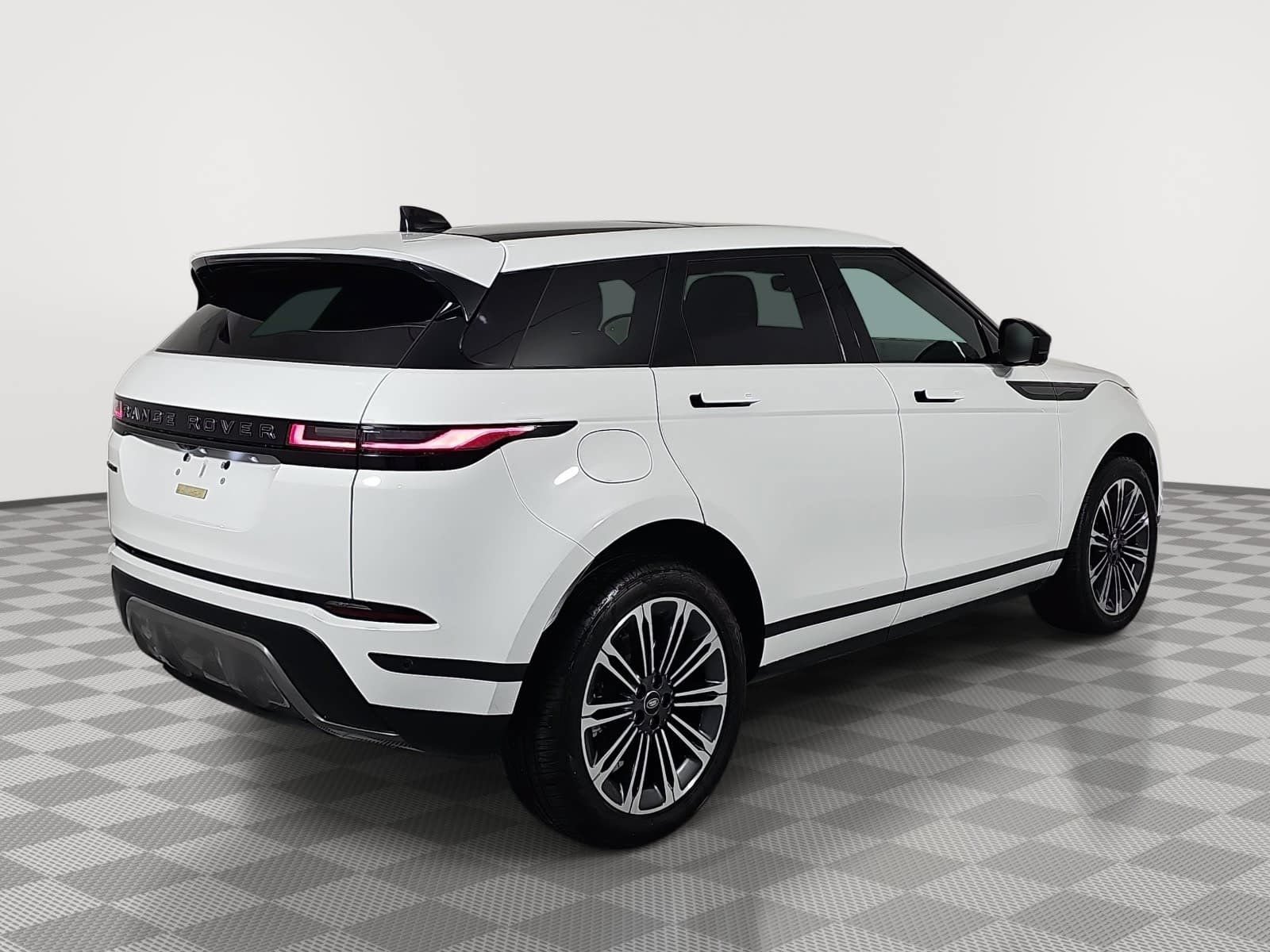 Used 2024 Land Rover Range Rover Evoque S AWD/4WD image 8