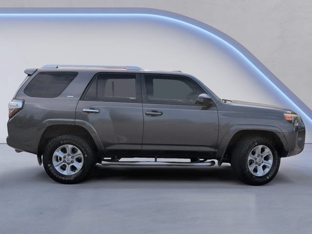 Used 2014 Toyota 4Runner SR5 RWD image 3