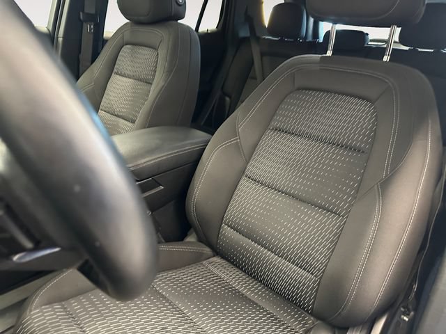 Used 2025 Chevrolet Equinox LT AWD/4WD image 9