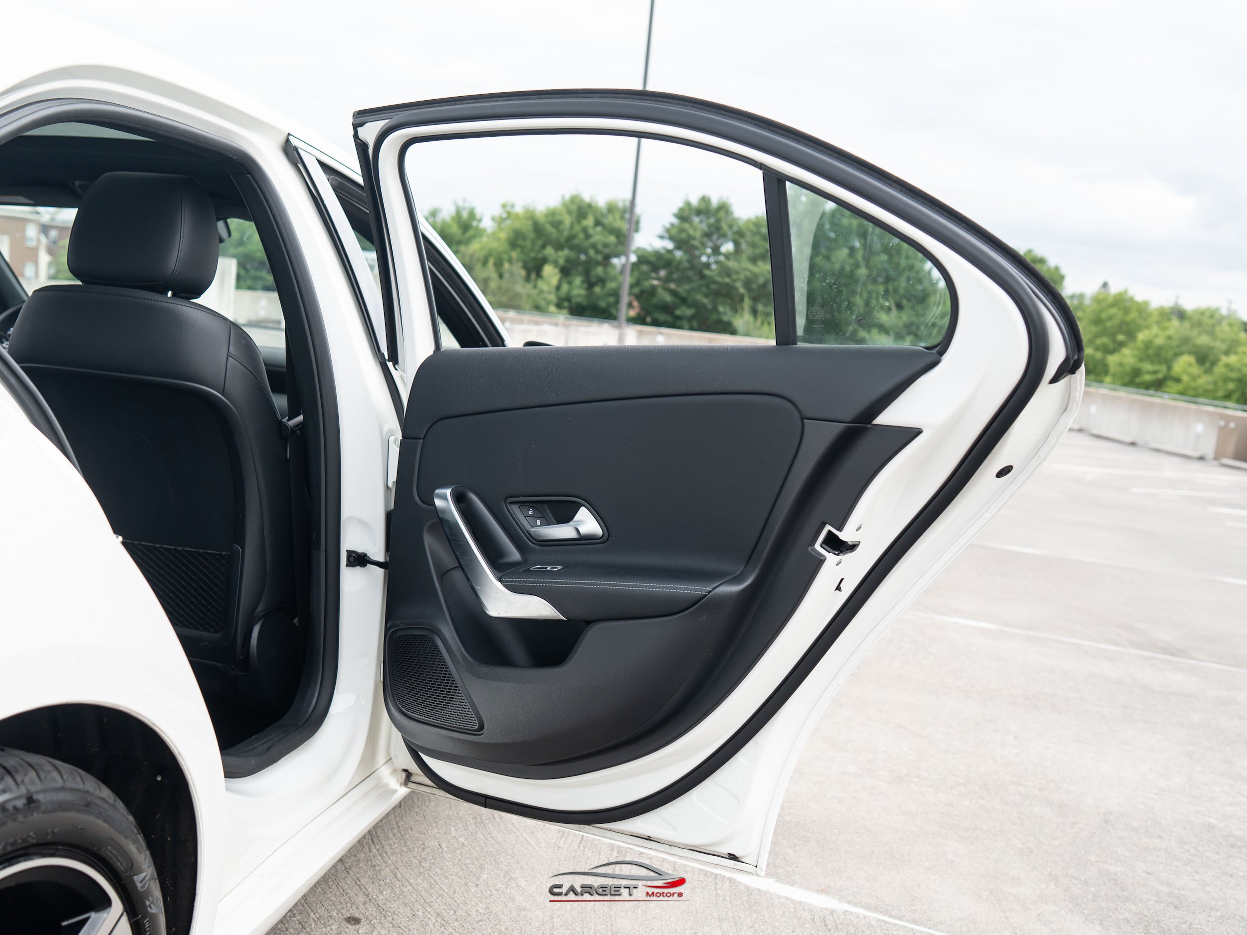 Used 2022 Mercedes-Benz A 220 4MATIC w/ Premium Package Lite image 39