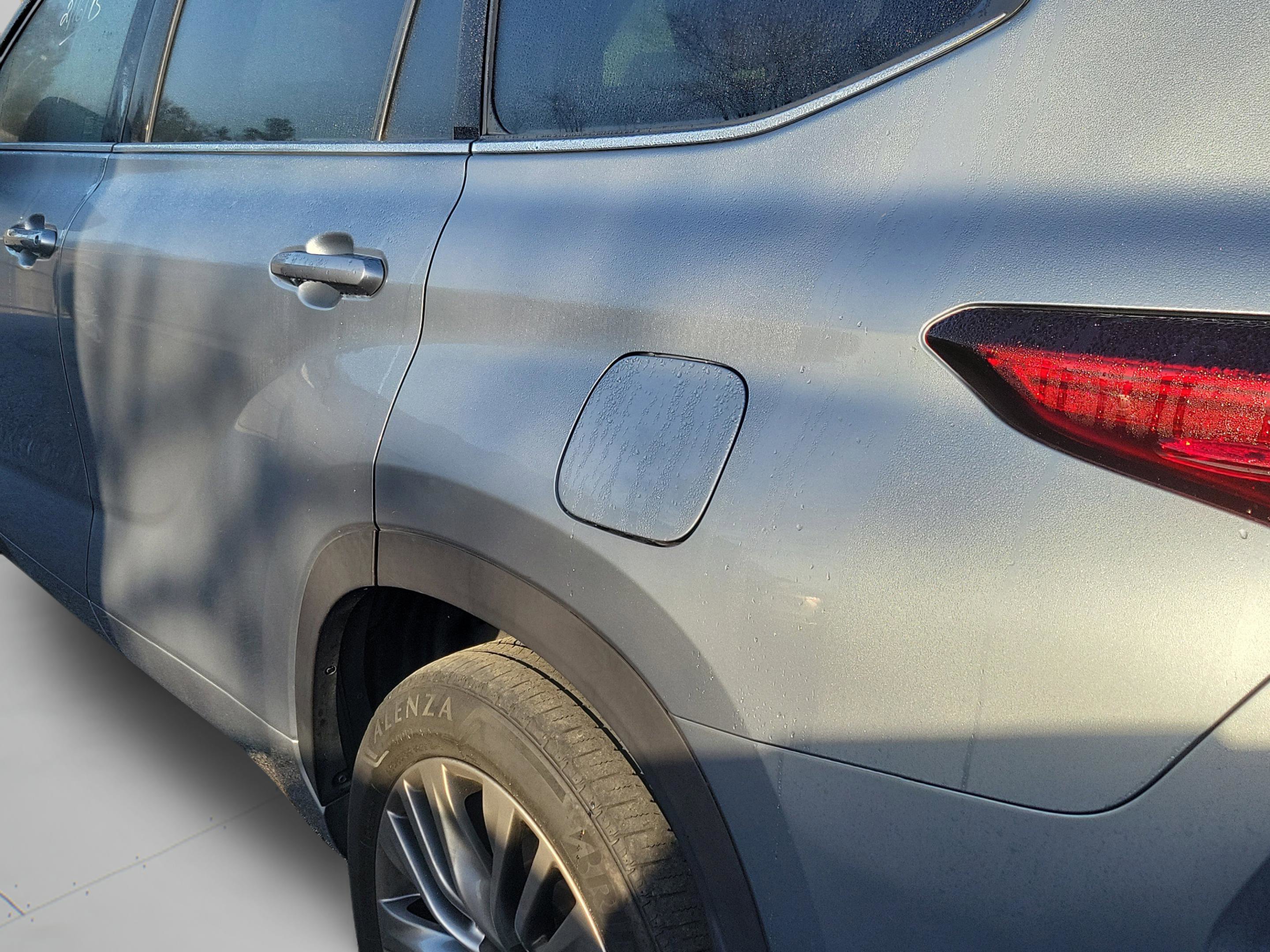 Used 2020 Toyota Highlander Platinum image 21