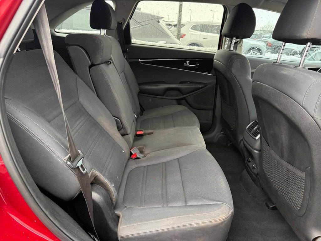 Used 2020 Kia Sorento LX w/ LX I4 Convenience Package AWD/4WD image 7