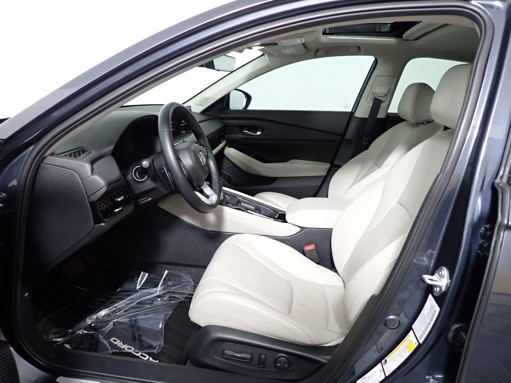 Used 2024 Honda Accord Touring image 26