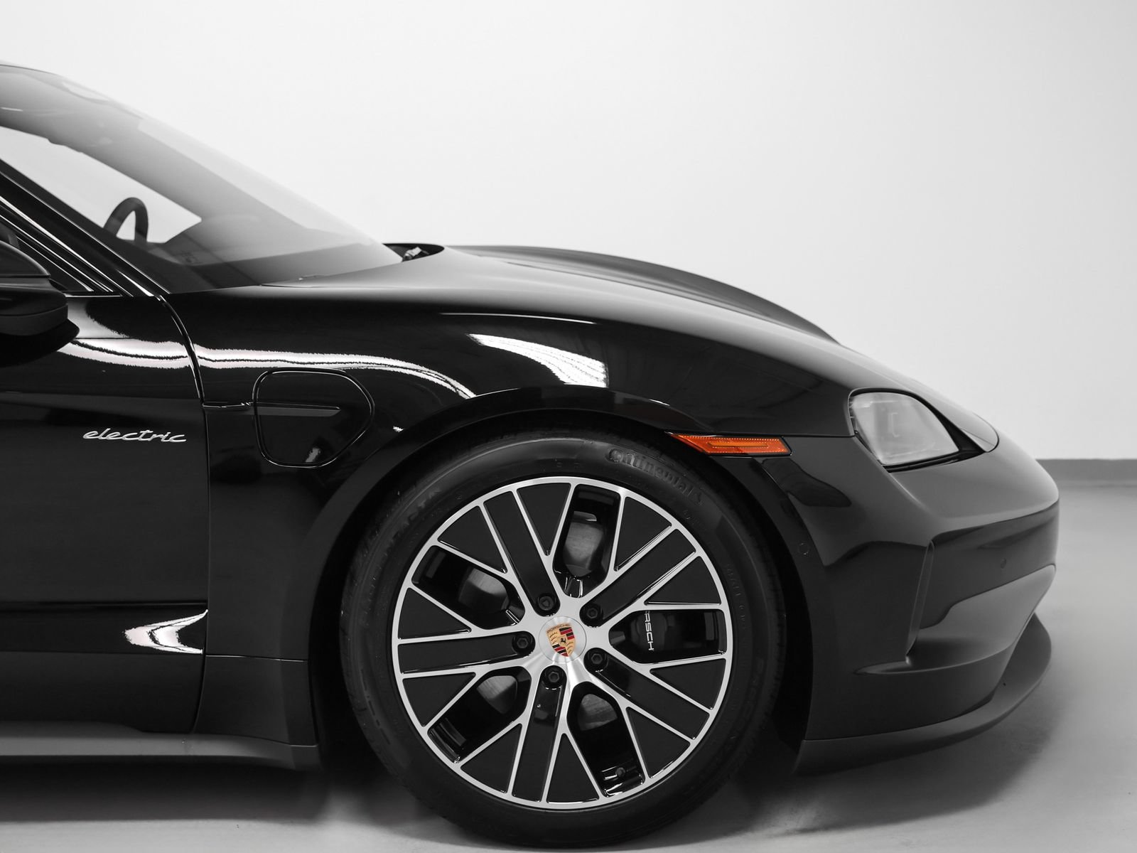 New 2026 Porsche Taycan AWD/4WD image 14