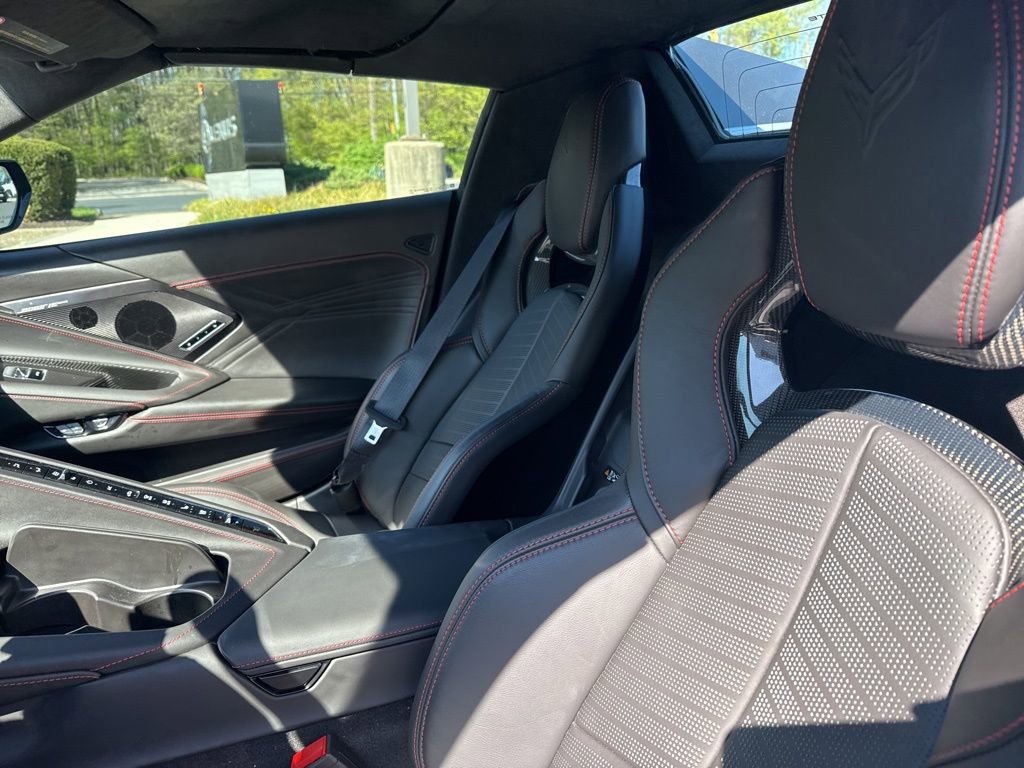 Used 2025 Chevrolet Corvette Z06 w/ Stealth Interior Trim Package image 9