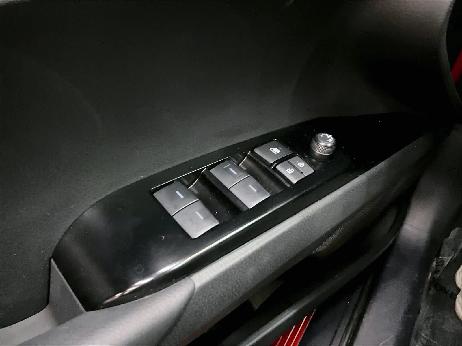 Used 2025 Toyota Camry SE w/ Convenience Package FWD image 37