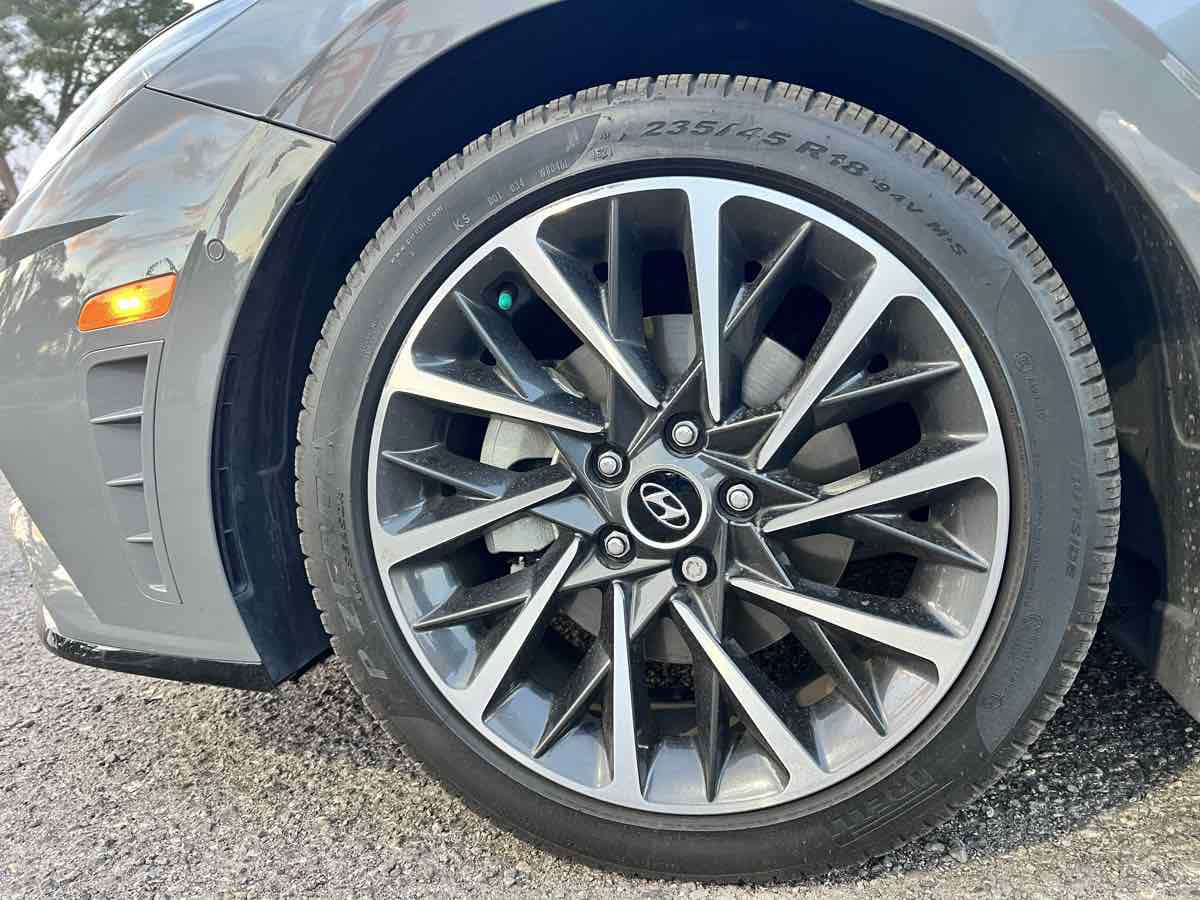 Used 2022 Hyundai Sonata Limited FWD image 10