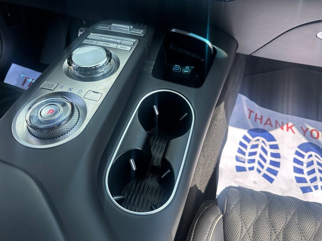 Used 2023 Genesis GV70 3.5T Sport w/ Sport Prestige Package image 19