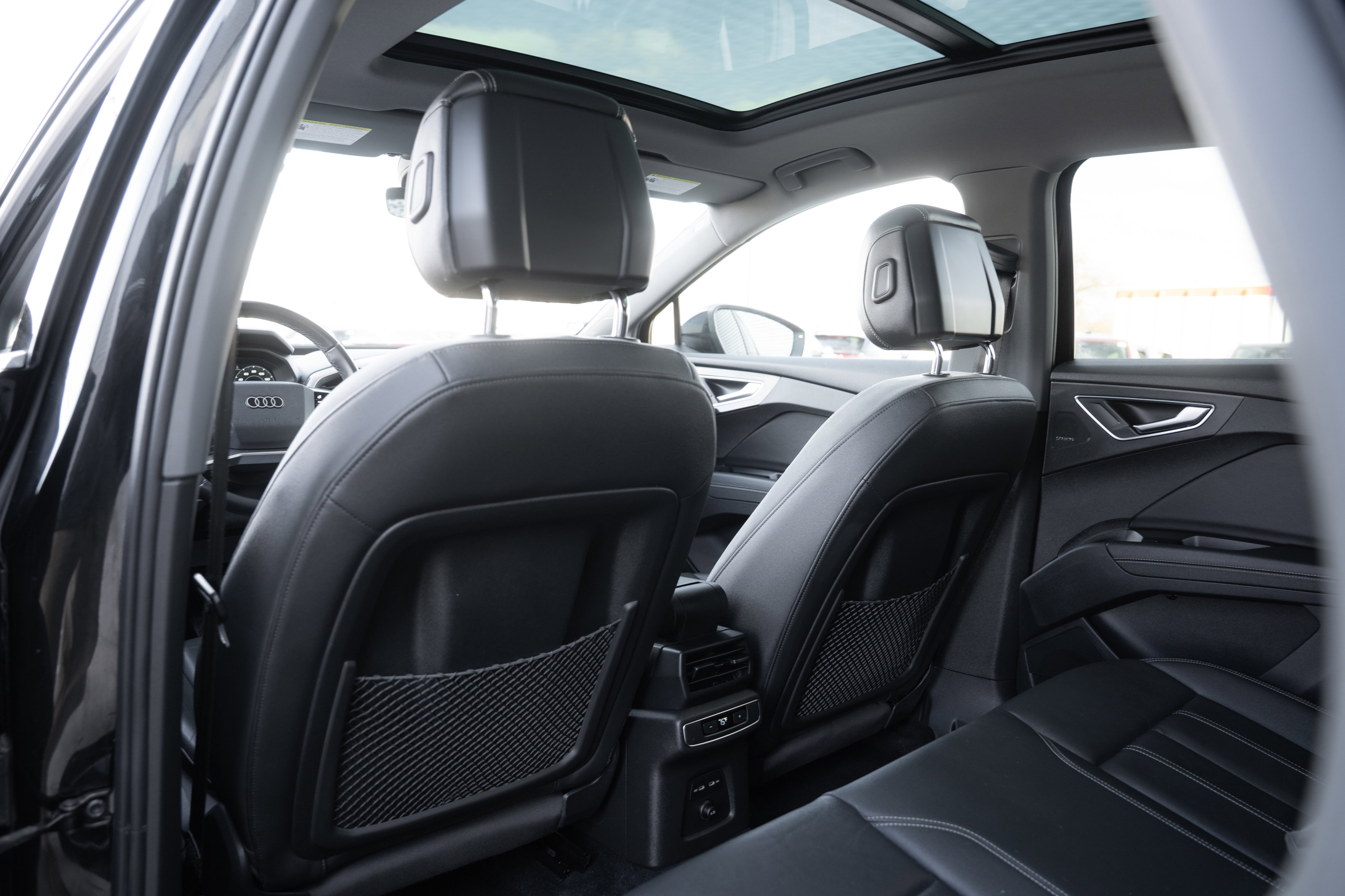 Certified 2023 Audi Q4 e-tron Premium Plus w/ Premium Plus image 25