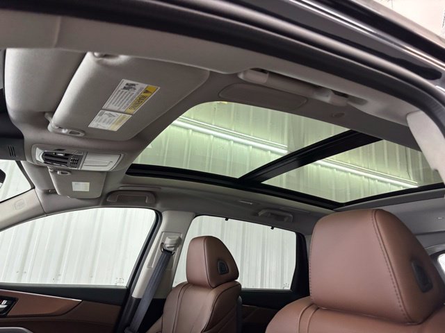 Used 2026 Acura MDX w/ Technology Package FWD image 10