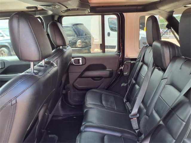 Used 2020 Jeep Wrangler Unlimited Sahara image 9