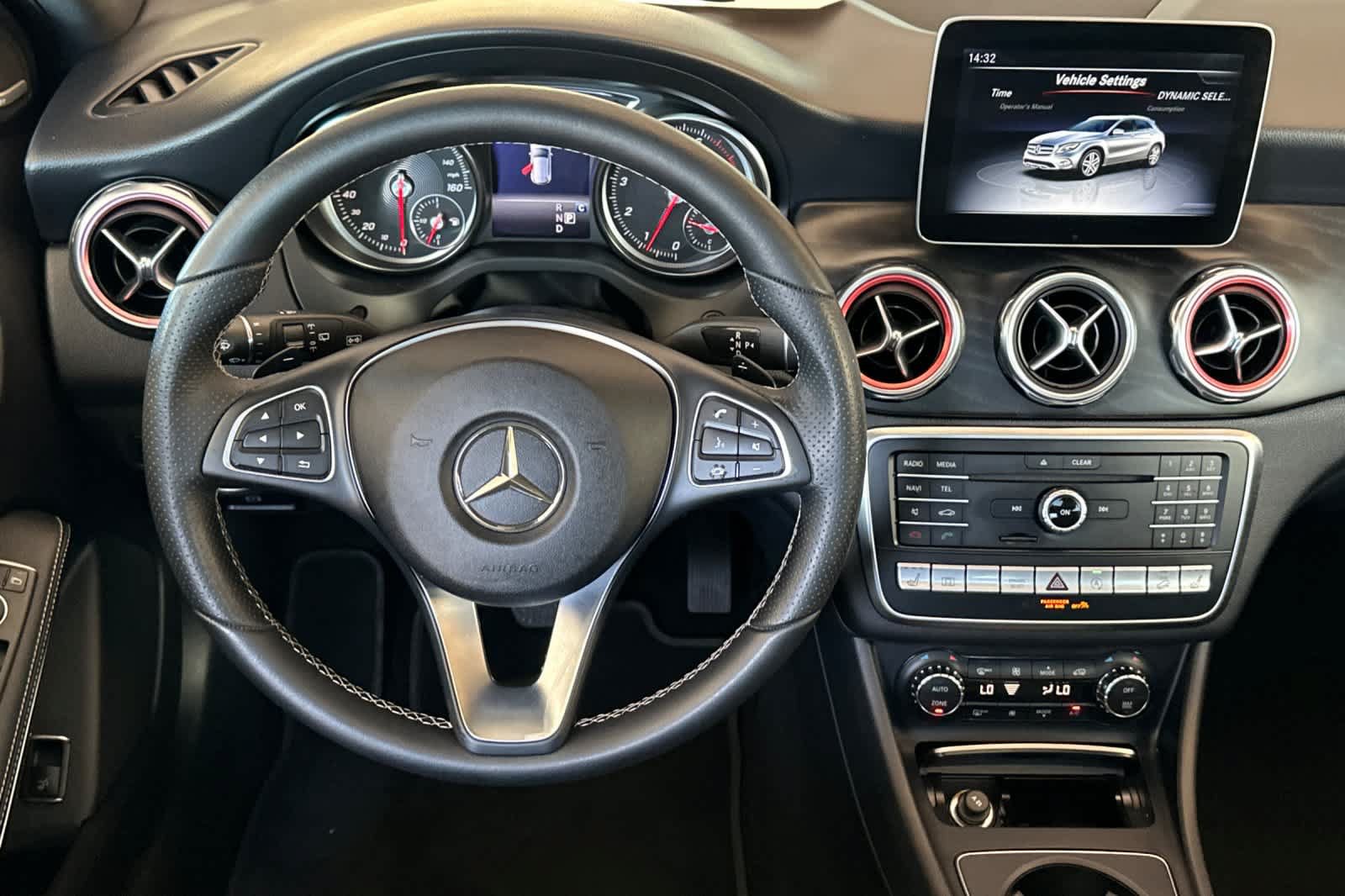 Used 2018 Mercedes-Benz GLA 250 4MATIC image 15