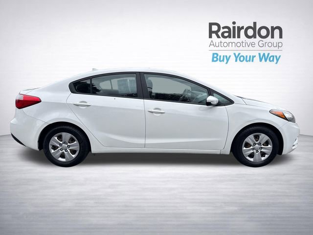 Used 2016 Kia Forte LX image 9