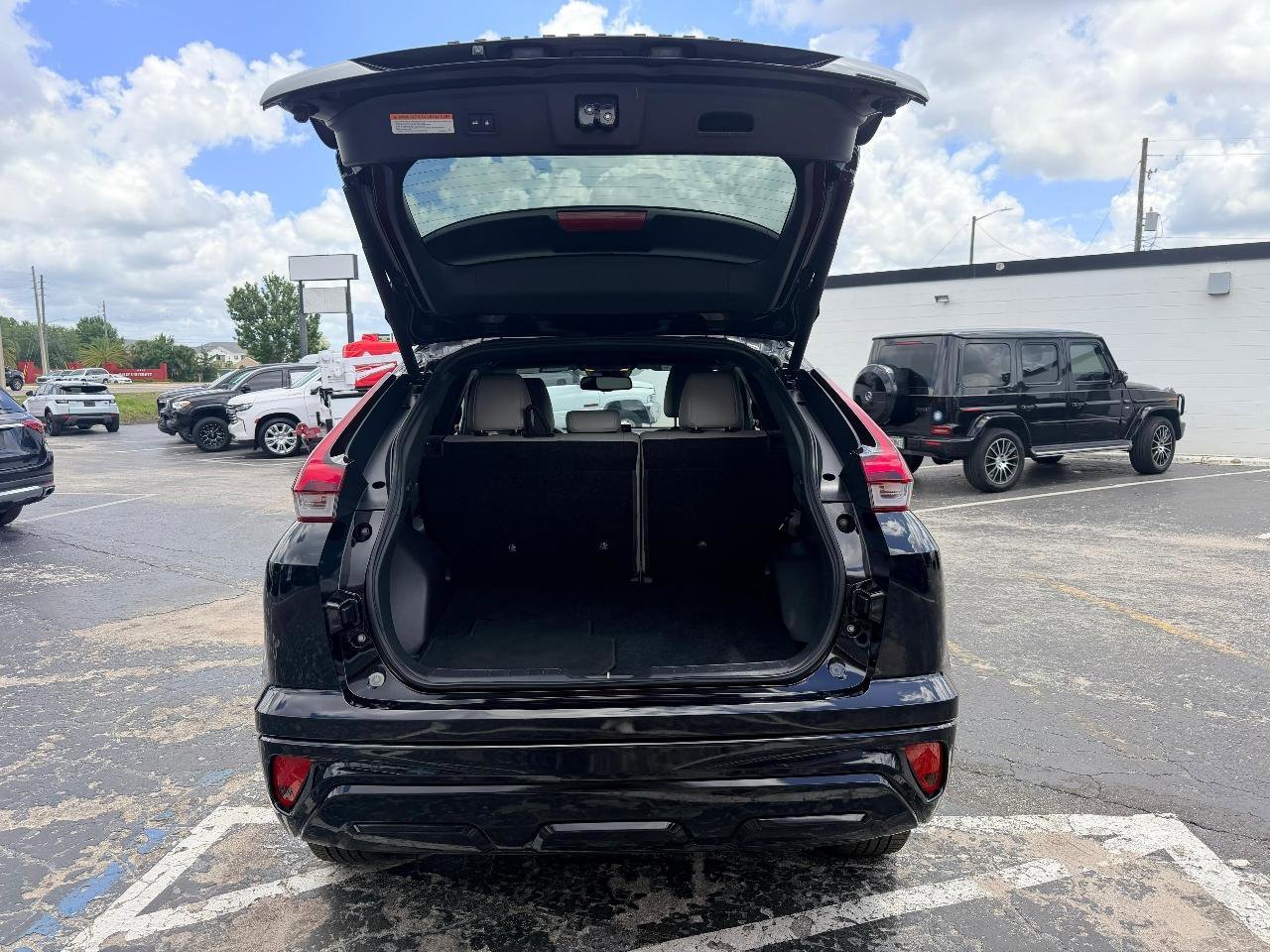 Used 2024 Mitsubishi Eclipse Cross SEL AWD/4WD image 7