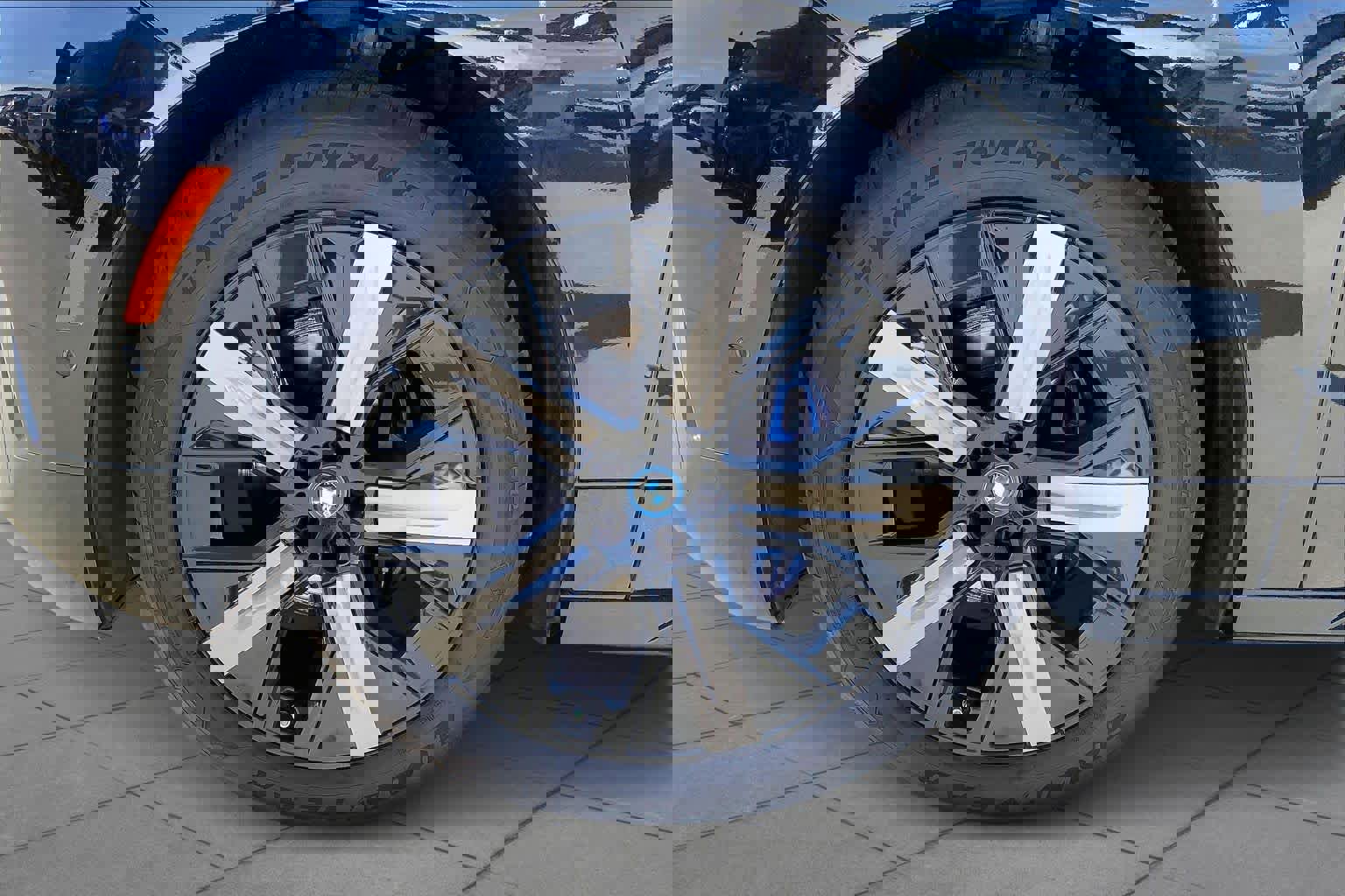 Used 2025 BMW iX M60 image 10