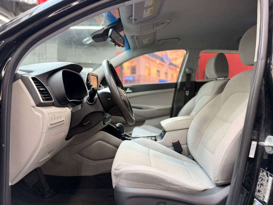 Used 2021 Hyundai Tucson Value FWD image 25