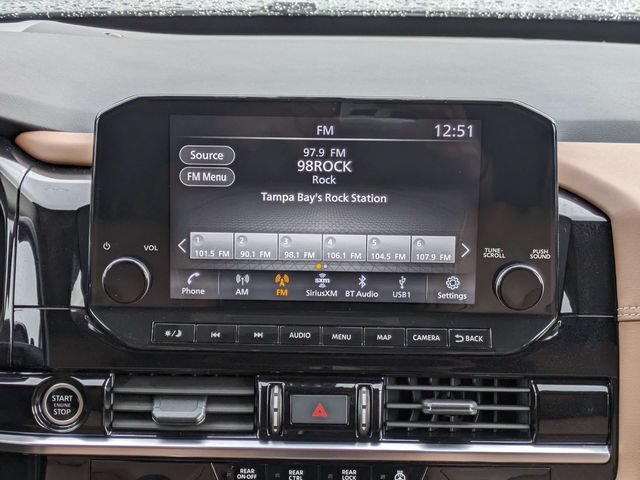 Used 2024 Nissan Pathfinder Platinum FWD image 19