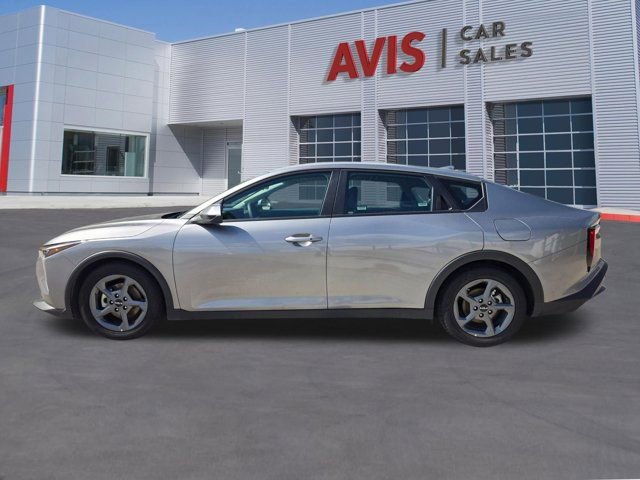 Used 2025 Kia K4 LXS image 11