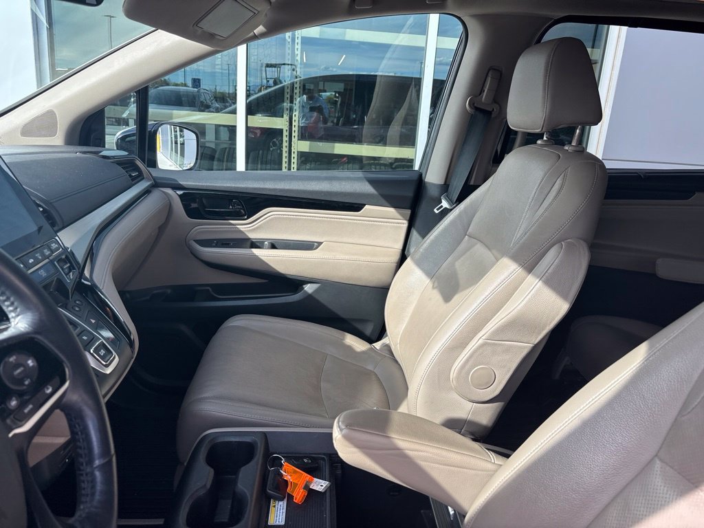 Used 2018 Honda Odyssey Elite image 4