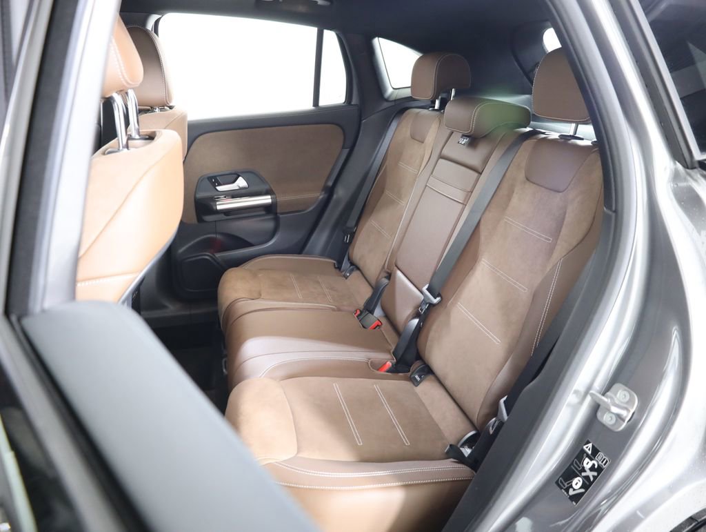 Used 2026 Mercedes-Benz GLA 250 4MATIC image 28