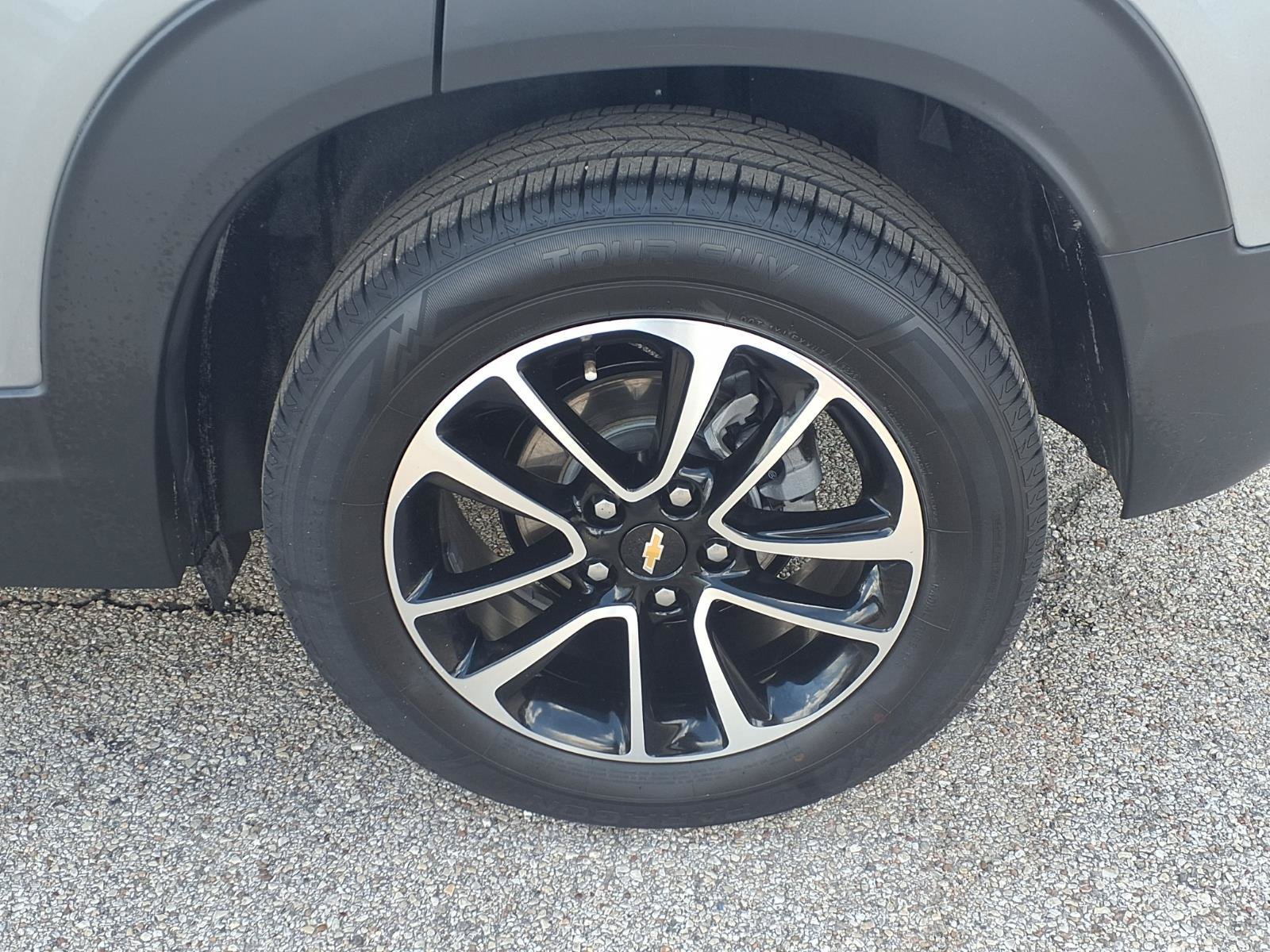Used 2025 Chevrolet TrailBlazer LT FWD image 25