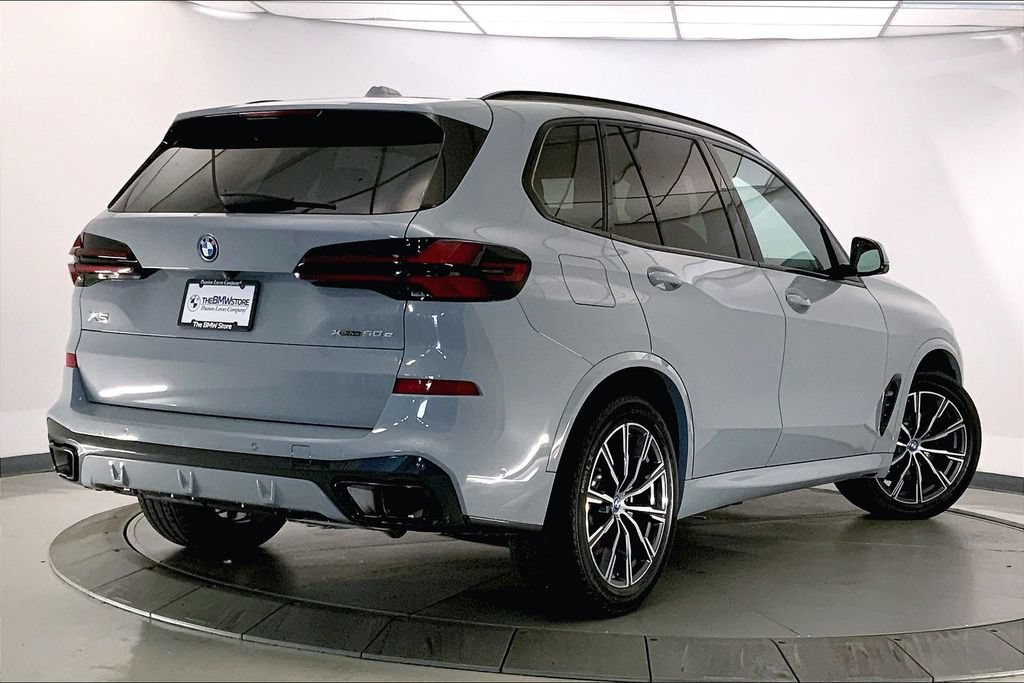Certified 2024 BMW X5 xDrive50e AWD/4WD image 12