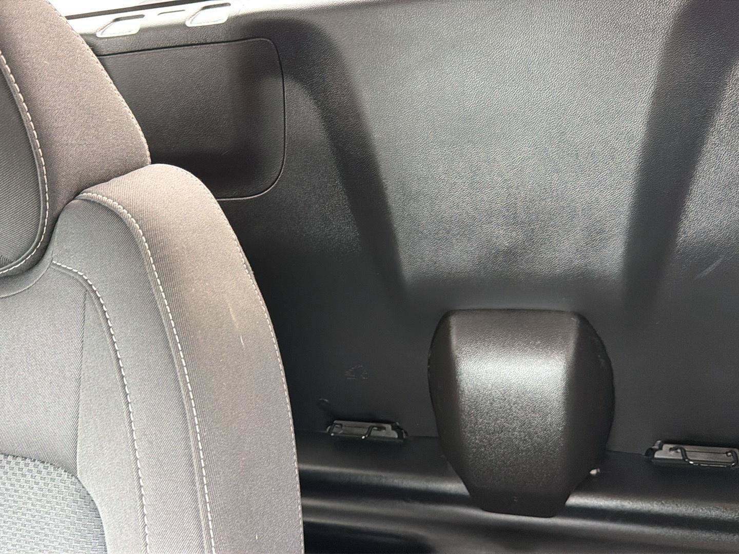 Used 2022 Chevrolet Colorado LT w/ Fleet Safety Package RWD image 18