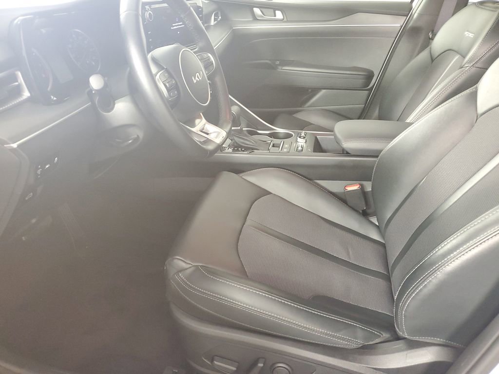 Used 2022 Kia K5 GT-Line image 11