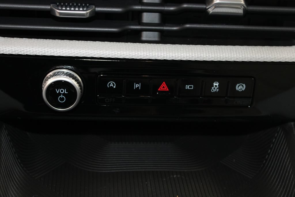 New 2026 Ford Explorer Active RWD image 44
