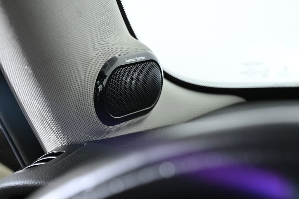 Used 2019 MINI Cooper S w/ Premium Package image 14