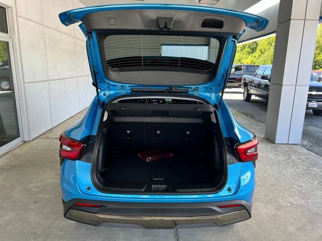 New 2025 Chevrolet Trax ACTIV w/ Driver Confidence Package image 9