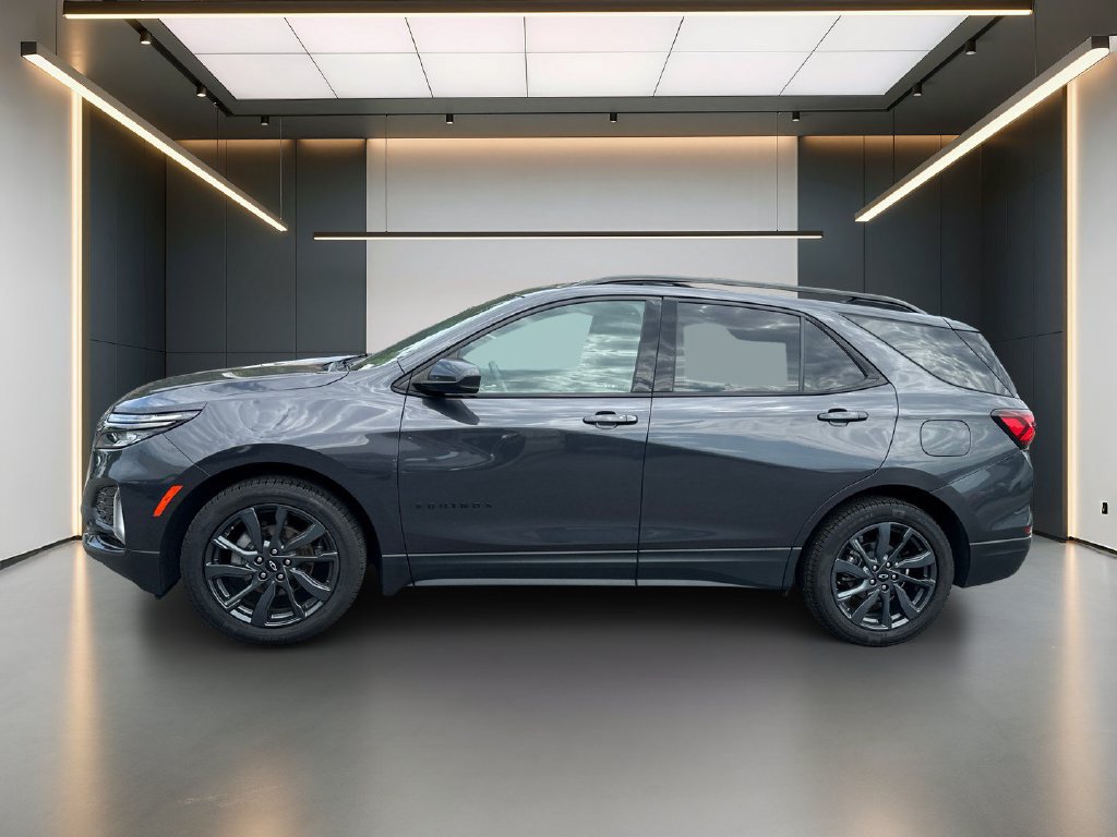 Used 2022 Chevrolet Equinox RS FWD image 2