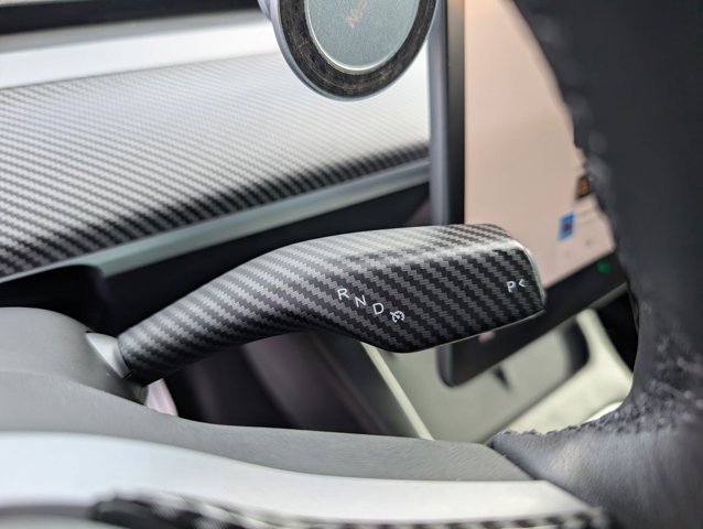 Used 2023 Tesla Model Y Performance image 10