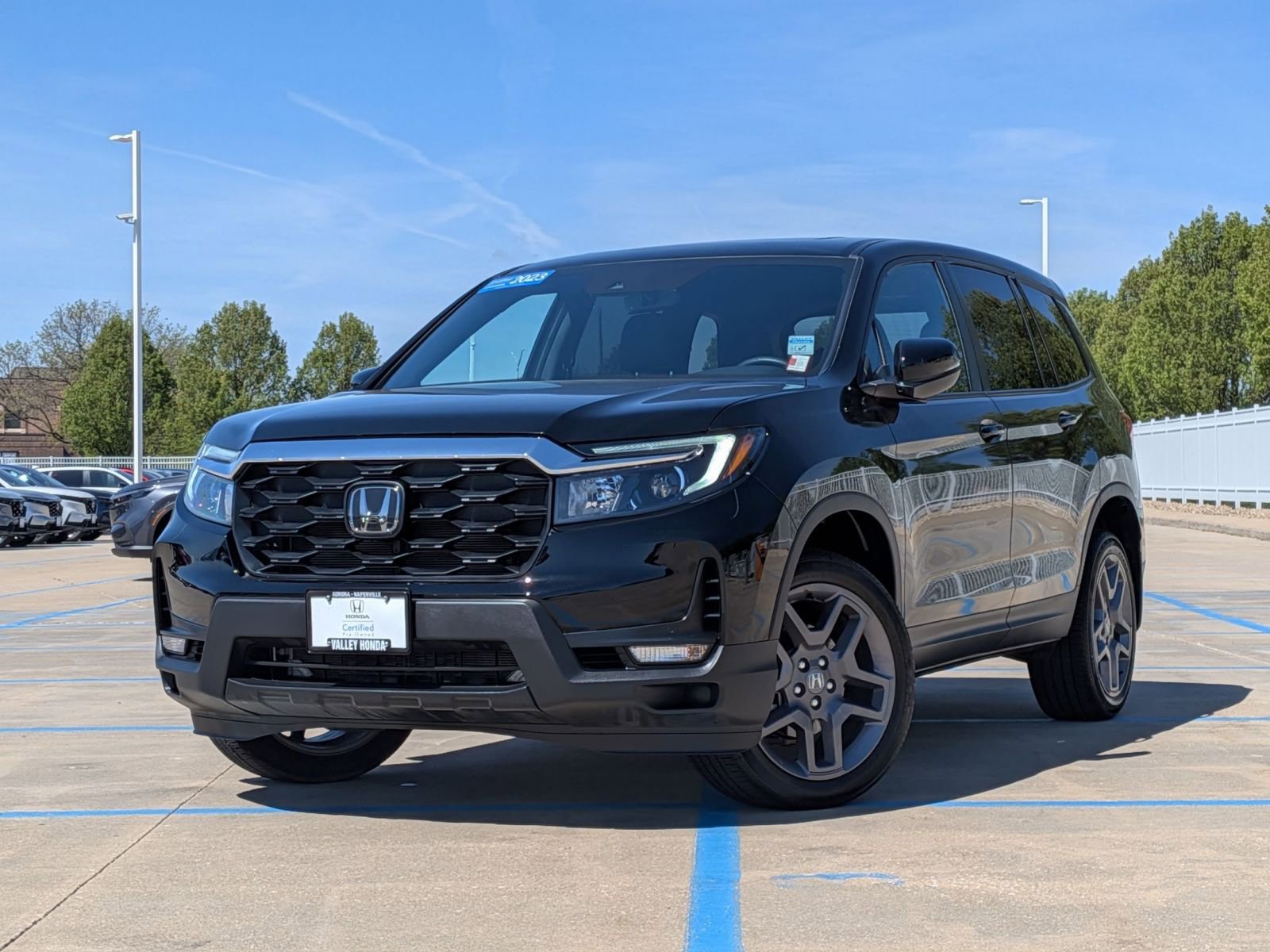 Certified 2023 Honda Passport EX-L image 2