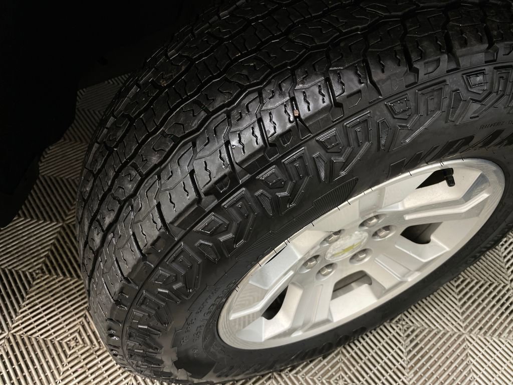 Certified 2018 Chevrolet Silverado 1500 LT w/ All Star Edition image 47